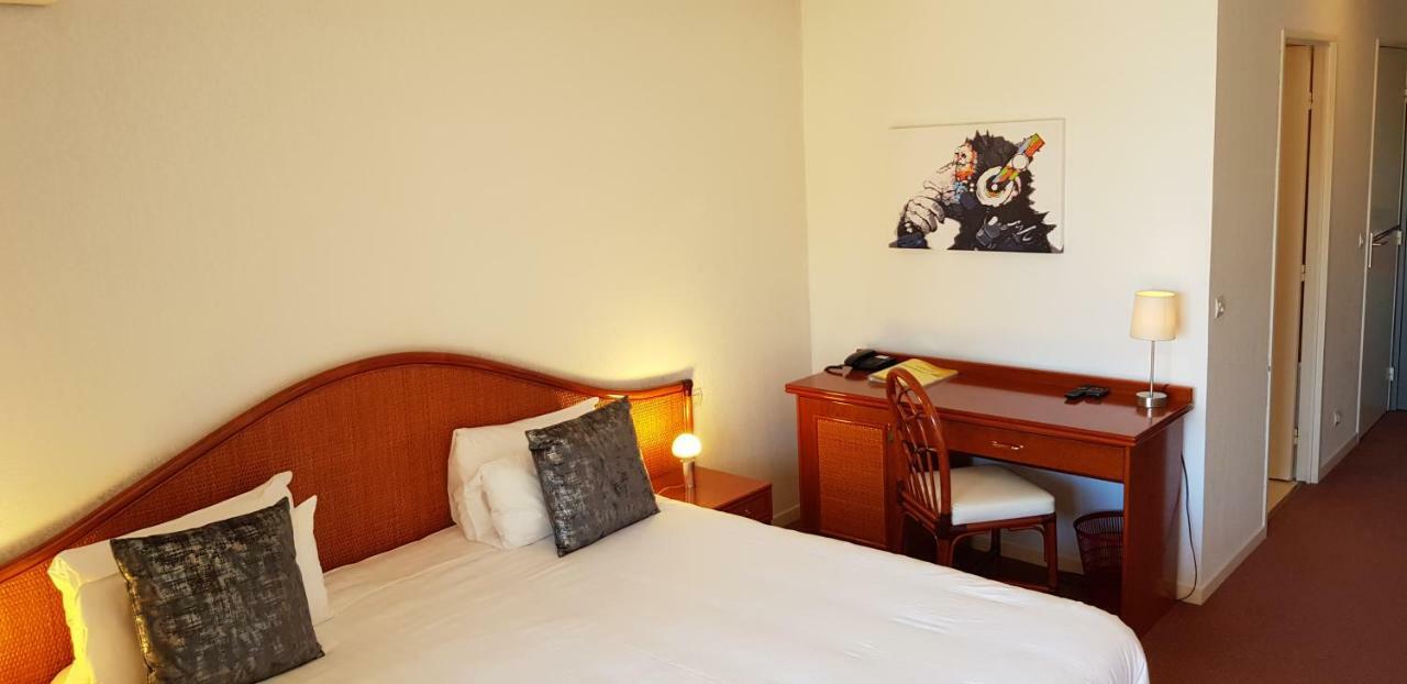 Hotel Le Galoubet Вилньов Любе Екстериор снимка